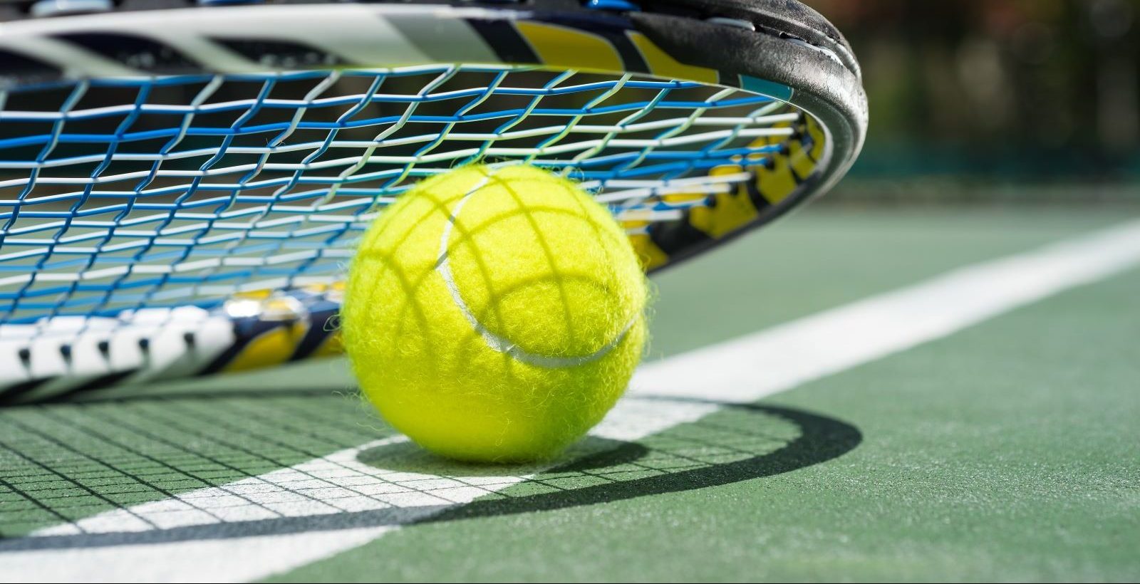 Martina Navratilova has a form of throat cancer caused by the human papillomavirus (HPV). Learn how to protect yourself.