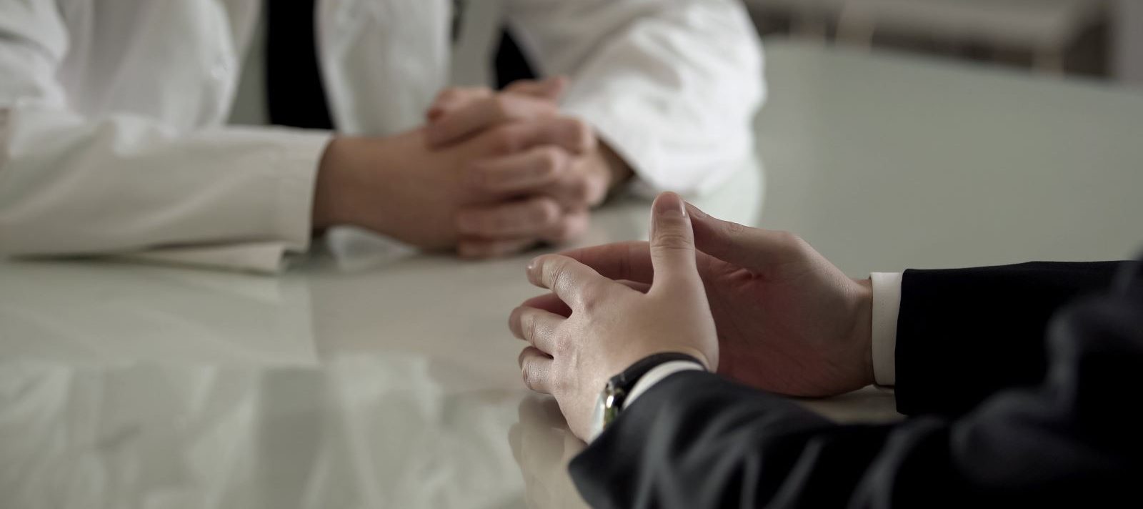 A vasectomy is quick and permanent. But what actually happens before, during and after? Here's what to expect during a vasectomy.