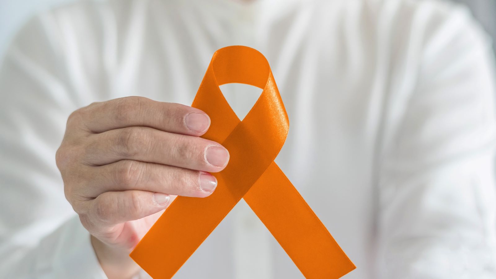 Kidney cancer can be hard to catch. But knowing the risk factors and symptoms are the key to early detection and treatment.