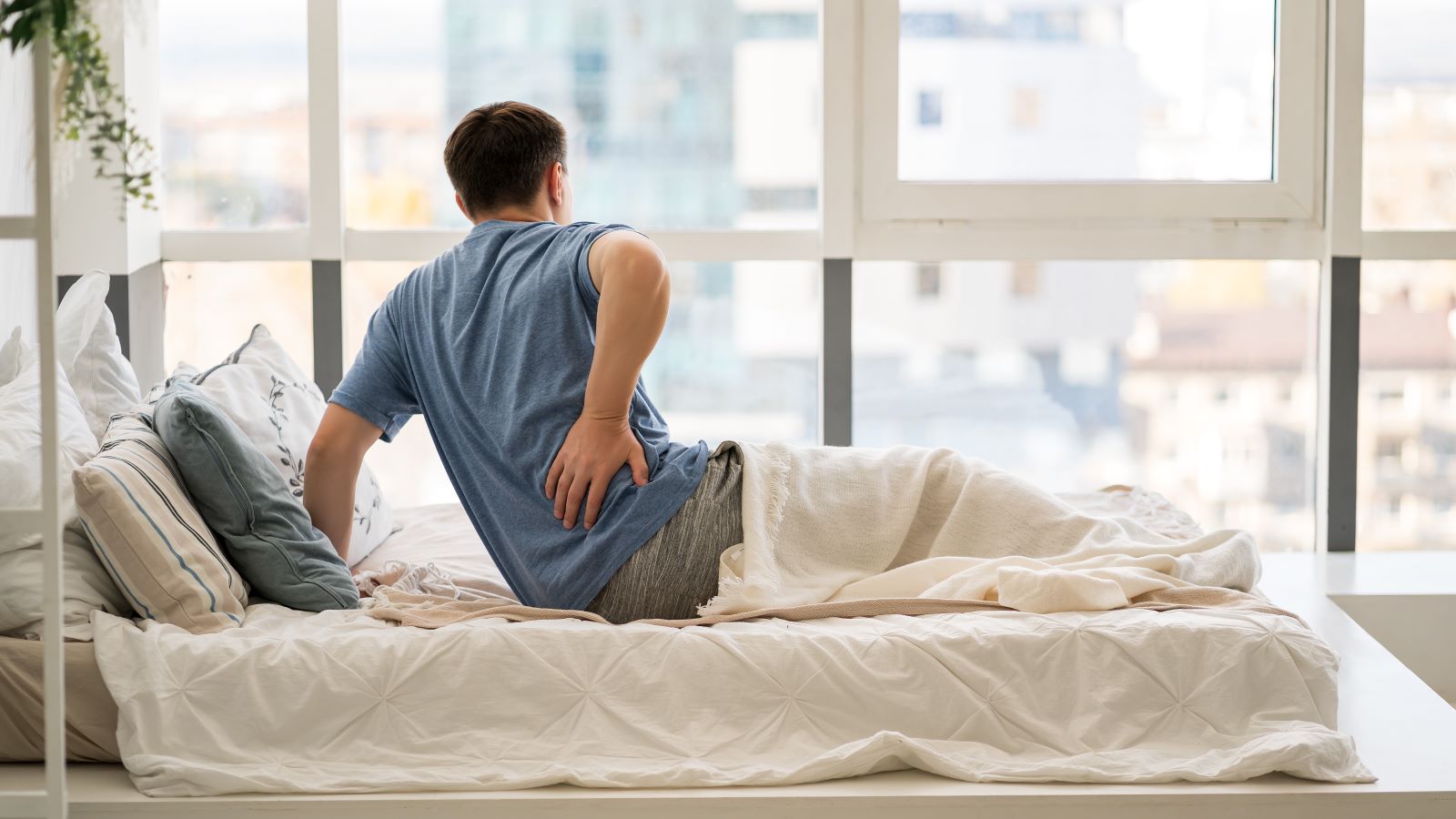 Why exactly do kidney stones cause back pain, and what can you do about it? We asked an expert everything you need to know.