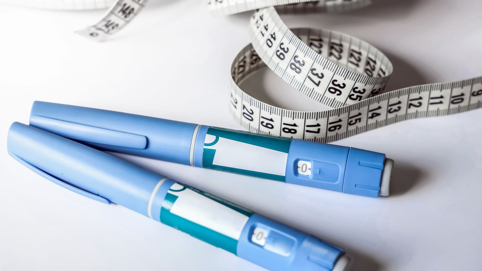 This kind of medication can be a great tool for weight loss, but it also has its drawbacks. Here's what to consider before starting Ozempic.