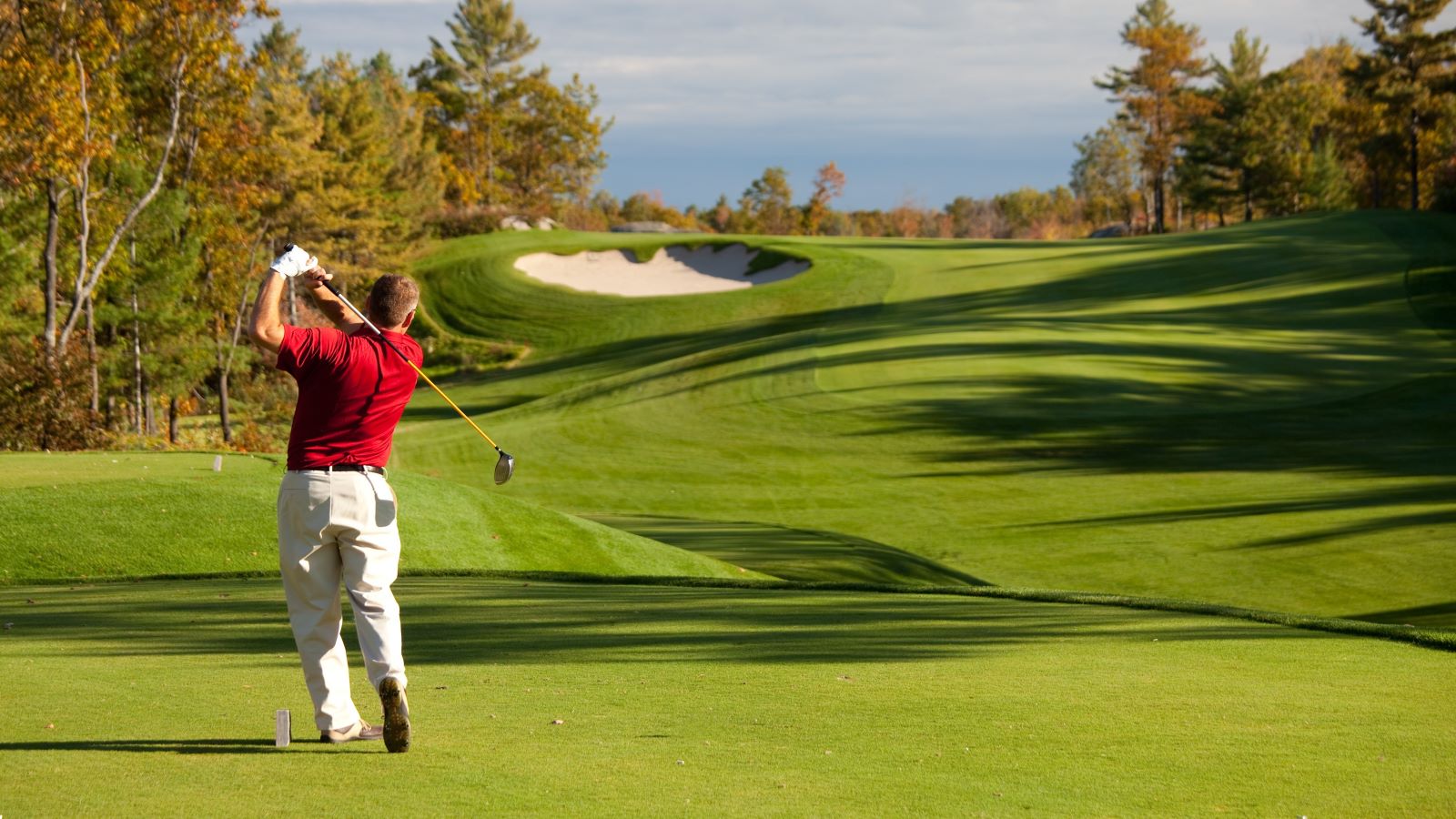 Is your best golf game just a few hip exercises away? Take 20 minutes today to start improving your golf game.