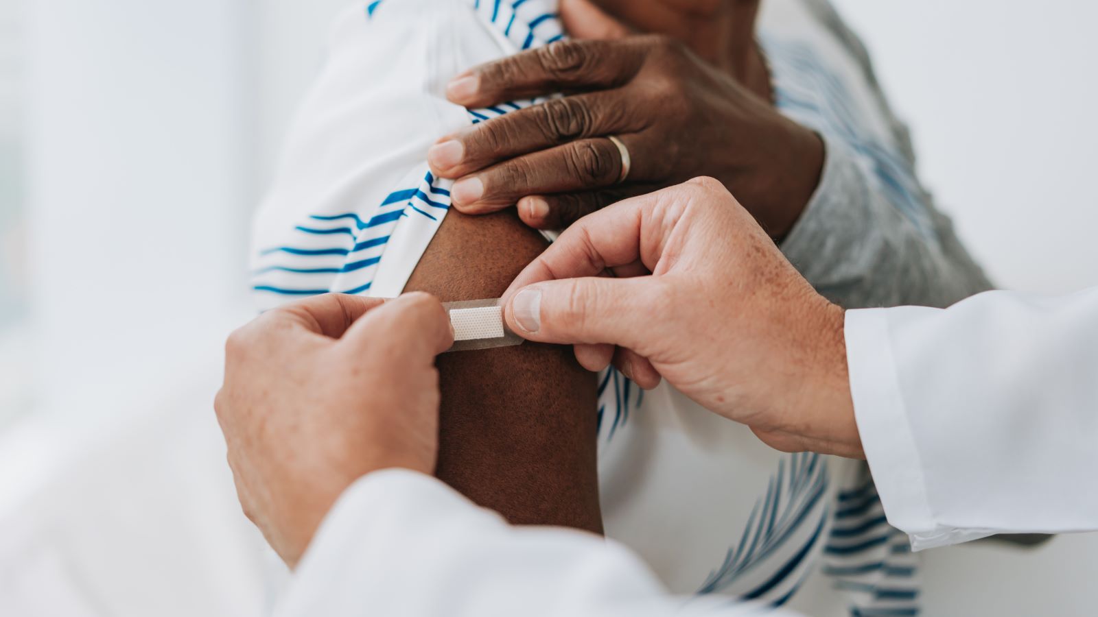 If you haven't had chicken pox, you can still get shingles. Here's when you should get the shingles vaccine to protect yourself.