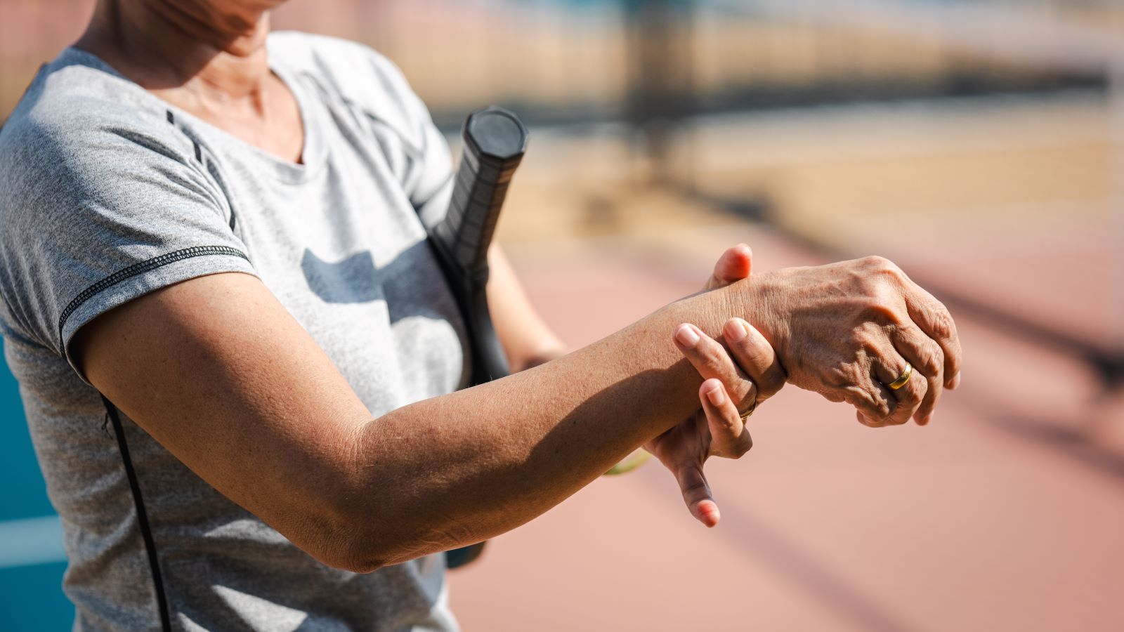 hand injury cause