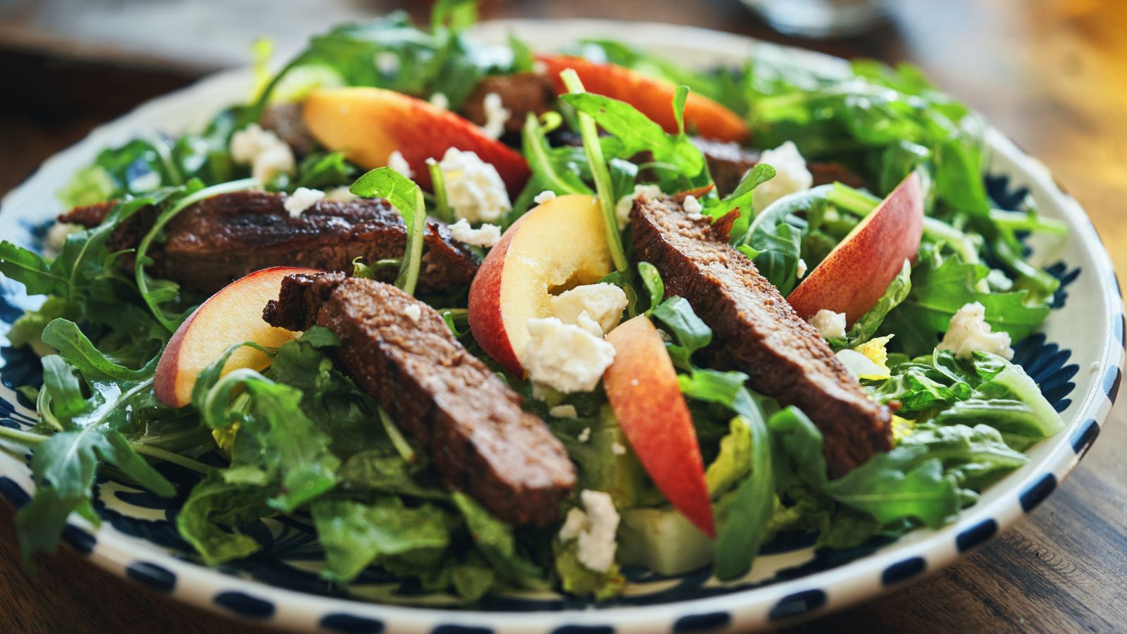 filling salad